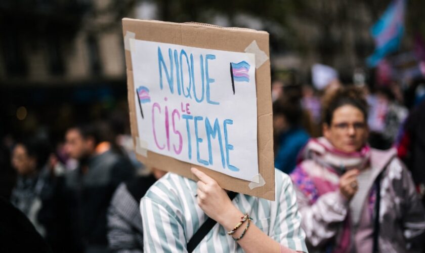 Le changement de sexe à l'état civil, une procédure complexe et humiliante