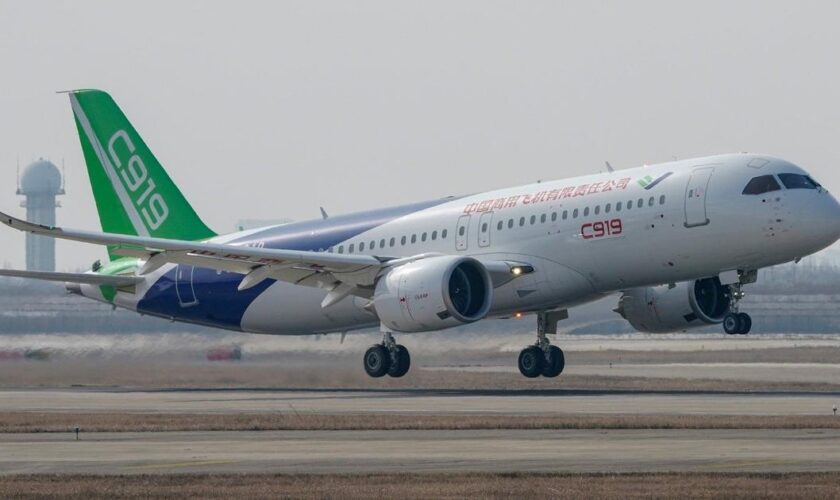 Le chinois Comac à l’assaut du duopole Airbus-Boeing