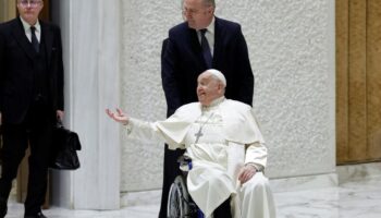 Le pape François blessé lors d’une chute au Vatican pour la deuxième fois en moins de six semaines