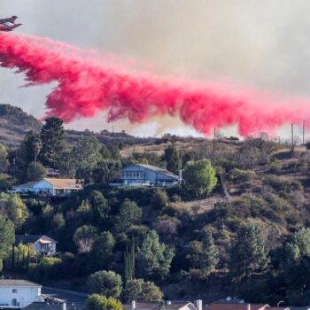 Les images apocalyptiques des incendies qui ravagent Los Angeles depuis six jours