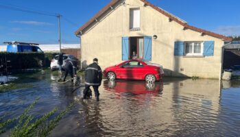 « Les pompiers nous ont réveillés en tapant au volet » : de nouveaux sinistrés à la suite des inondations dans l’Oise