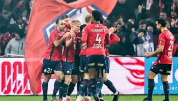 Ligue 1 : mal embarqué, Lille renverse Nice et reste invincible