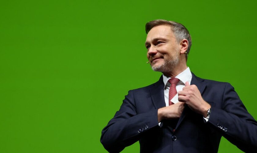 Lindner wirft Musk „Intervention“ in deutschen Wahlkampf vor