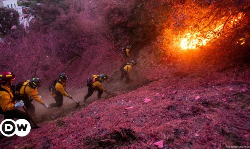 Los Angeles braces for return of high winds amid wildfires