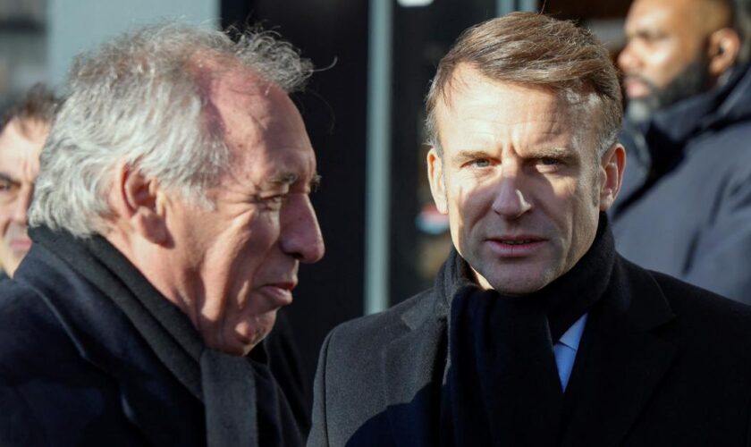 Macron, Bayrou: la réaction sobre et minimaliste de l’exécutif à la mort de Jean-Marie Le Pen