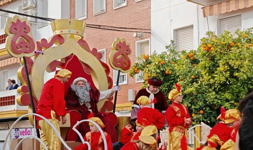 Melchor, Gaspar y Baltasar vuelven a desplegar su magia este domingo en decenas de municipios de la provincia de Córdoba