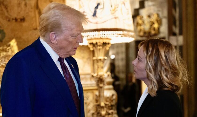 Menaces d'annexion du Groenland : Trump envoie un message à la Chine, selon Giorgia Meloni