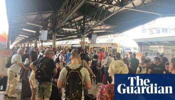 More than 1,000 Sydney train cancellations and hour-long delays expected by late Wednesday