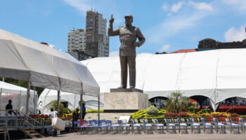 Mozambique at a Crossroads as New President is Sworn In