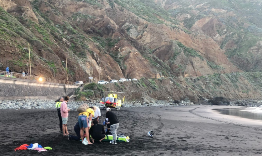 Muere ahogado un bañista de 80 años en la playa de El Beril, Tenerife