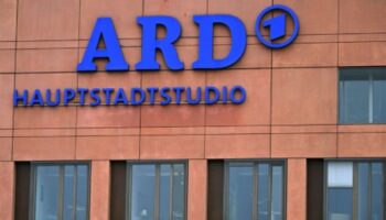 Logo an ARD-Hauptstadtstudio in Berlin