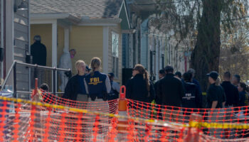 New Orleans Attacker Had Transmitter to Set Off Explosives, F.B.I. Says