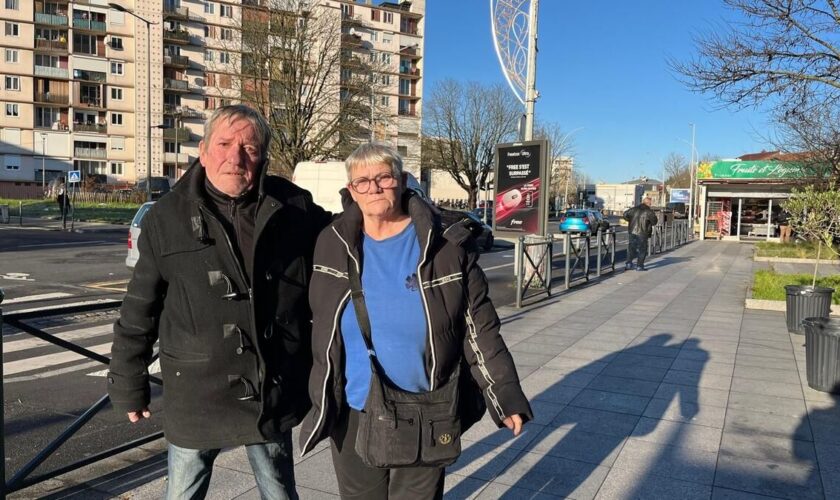 « On a travaillé toute notre vie » : faute de retraite, Pascale et Mireille sont à la rue depuis leur expulsion