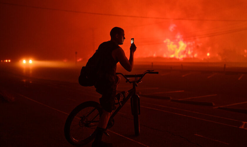 Pacific Palisades Evacuees Describe Escape From Wildfire