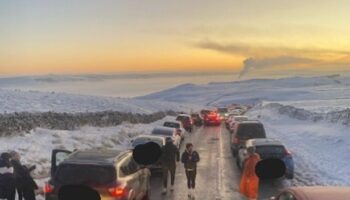 Peak District fury as gritters unable to work thanks to 200 double-parked cars blocking road