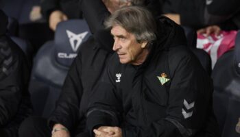 Pellegrini: «Estuvimos muy pasivos y les dejamos jugar»