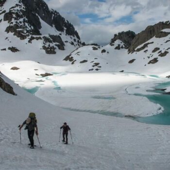 Pyrénées: deux randonneuses chutent au même endroit à quelques heures d'intervalle