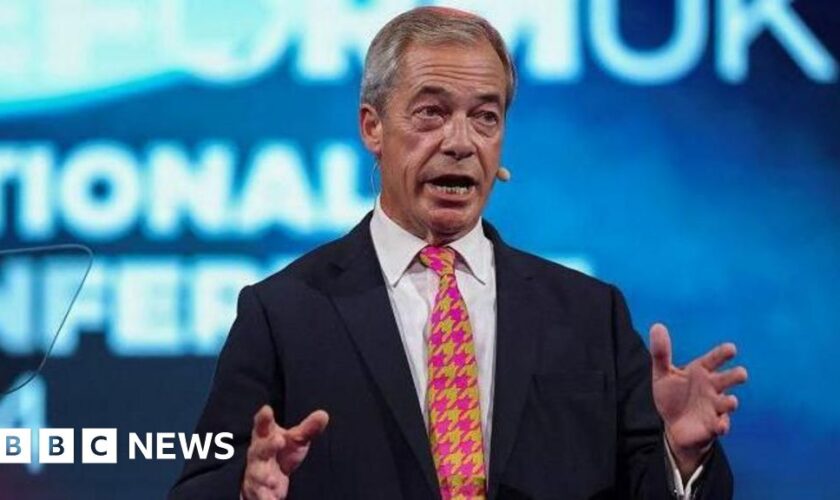 Reform UK councillors resign in protest over Farage