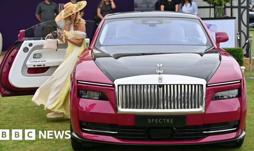 Rolls-Royce factory to expand for more bespoke cars