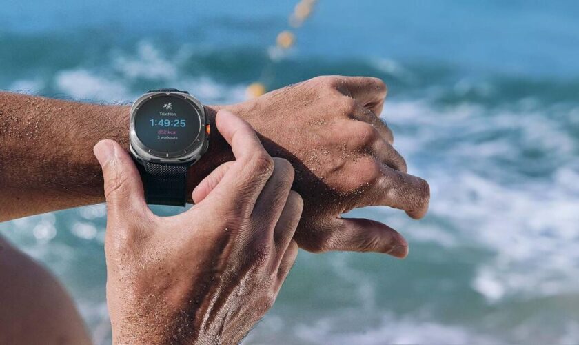 SAMSUNG Galaxy Watch Ultra : la montre connectée est en énorme promo au prix le plus bas sur Amazon