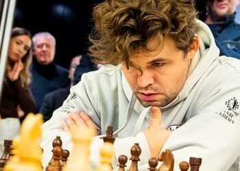 Schach: Magnus Carlsen gewinnt bei erstem Auftritt für den FC St. Pauli