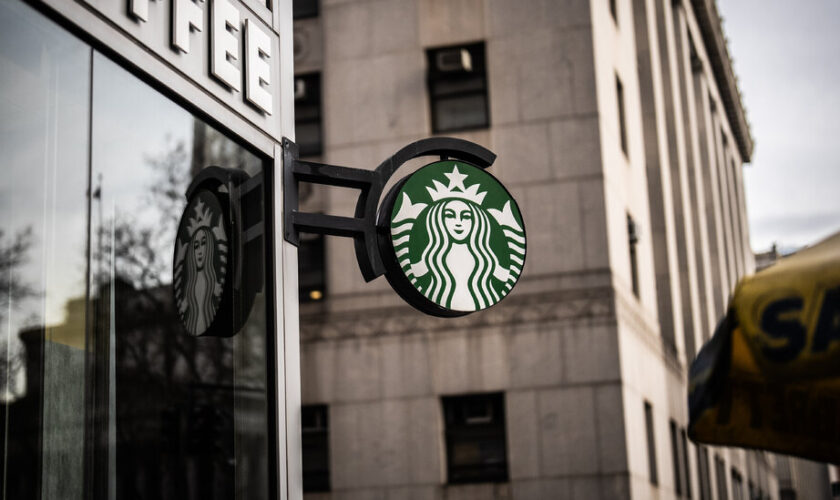 Starbucks Visitors Must Now Buy Something to Stay or Use Bathroom