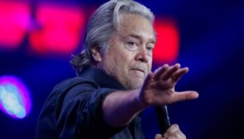 Steve Bannon teilt gegen Elon Musk aus: Streit offenbart Risse in Anhängerschaft von Donald Trump