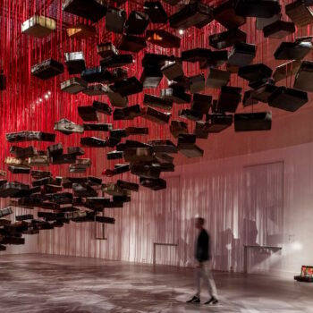 «The Soul Trembles», plongée monumentale dans l'âme de l'artiste japonaise Chiharu Shiota