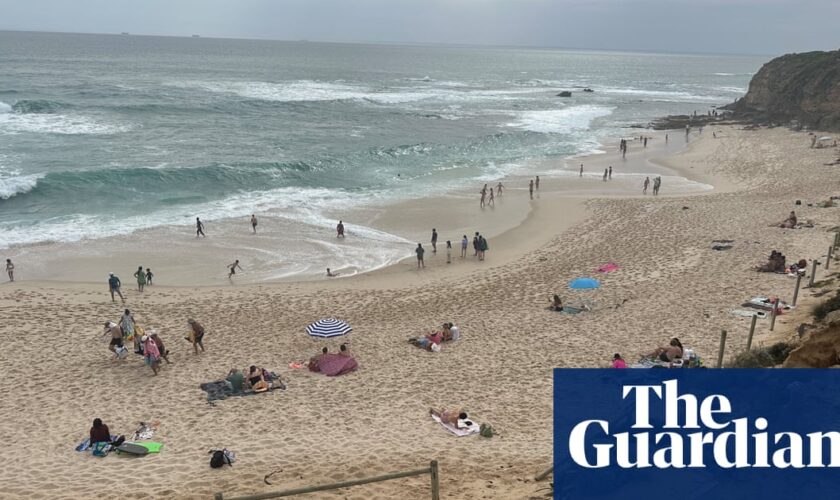 Tourism agency deletes ‘pristine swimming spot’ post about unpatrolled beach on Mornington Peninsula