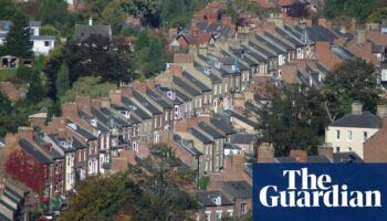 UK house price growth slowed to 3.3% over 2024, says Halifax