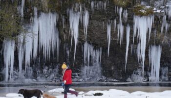 UK snow maps show 13 INCHES coming next week as Met Office warns of 'increasing chance'