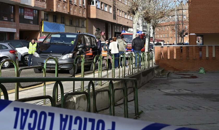 Un menor de edad mata a su padre a puñaladas en plena calle en Palencia