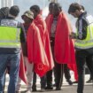 Una de las mujeres de la patera rescatada este lunes en Lanzarote dio a luz durante la travesía