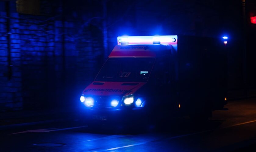 Der Radfahrer flüchtete von der Unfallstelle. (Symbolbild) Foto: Nicolas Armer/dpa