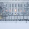 Auch in der US-Hauptstadt Washington und der Region fielen bis zu 20 Zentimeter Schnee. Foto: Matt Rourke/AP/dpa