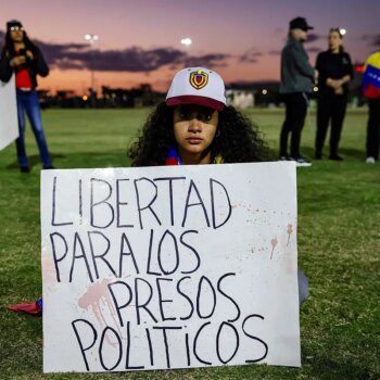 Venezuela: 75 detenidos para "proteger" al presidente de facto