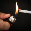 Vous voulez faire arrêter la cigarette aux fumeurs? Donnez-leur de l'argent!