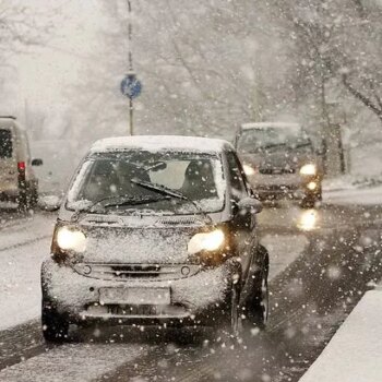 Warning as common mistake drivers make in the snow could cost them £2,500