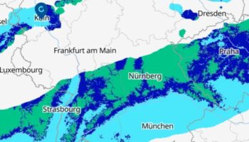 Eine Karte zeigt das Wetter mit Schnee und Blitzeis